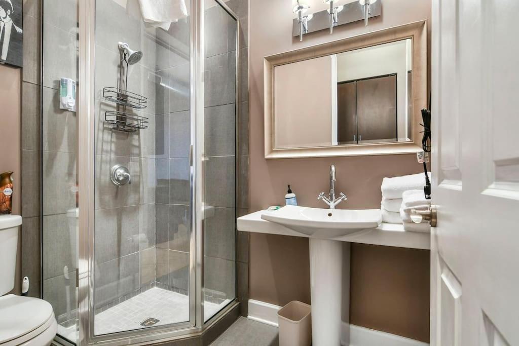 Lovely 2-Bedroom Unit In Springfriend Спрингфилд Экстерьер фото